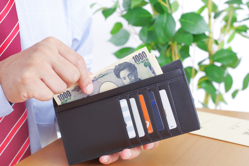 キャストドリンクの値段とドリンクバックの相場