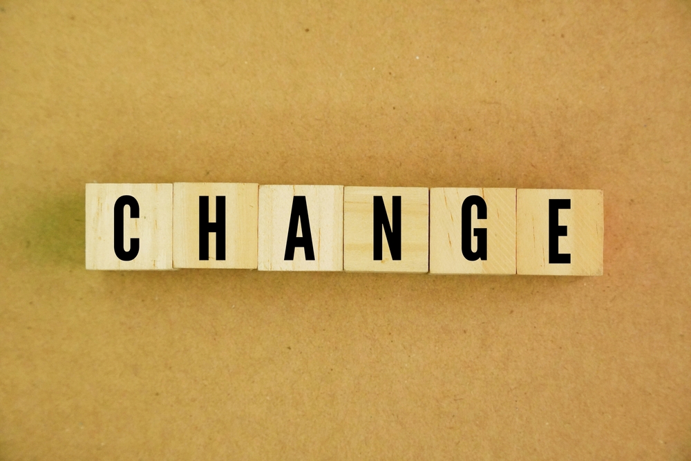 キャバクラのチェンジとは？2つの種類を解説